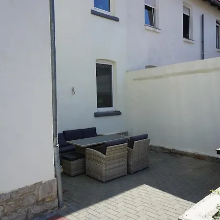 Lägenhet Aussergewoehnliche Dachgeschosswohnung Monteure Herzlich Willkommen, Kostenloses Wlan, Kostenlose Parkplaetze Königslutter am Elm