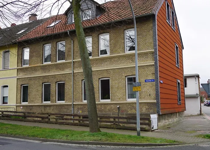 Apartment Außergewöhnliche Dachgeschosswohnung Monteure Herzlich Willkommen, Kostenloses Wlan, Kostenlose Parkplätze *